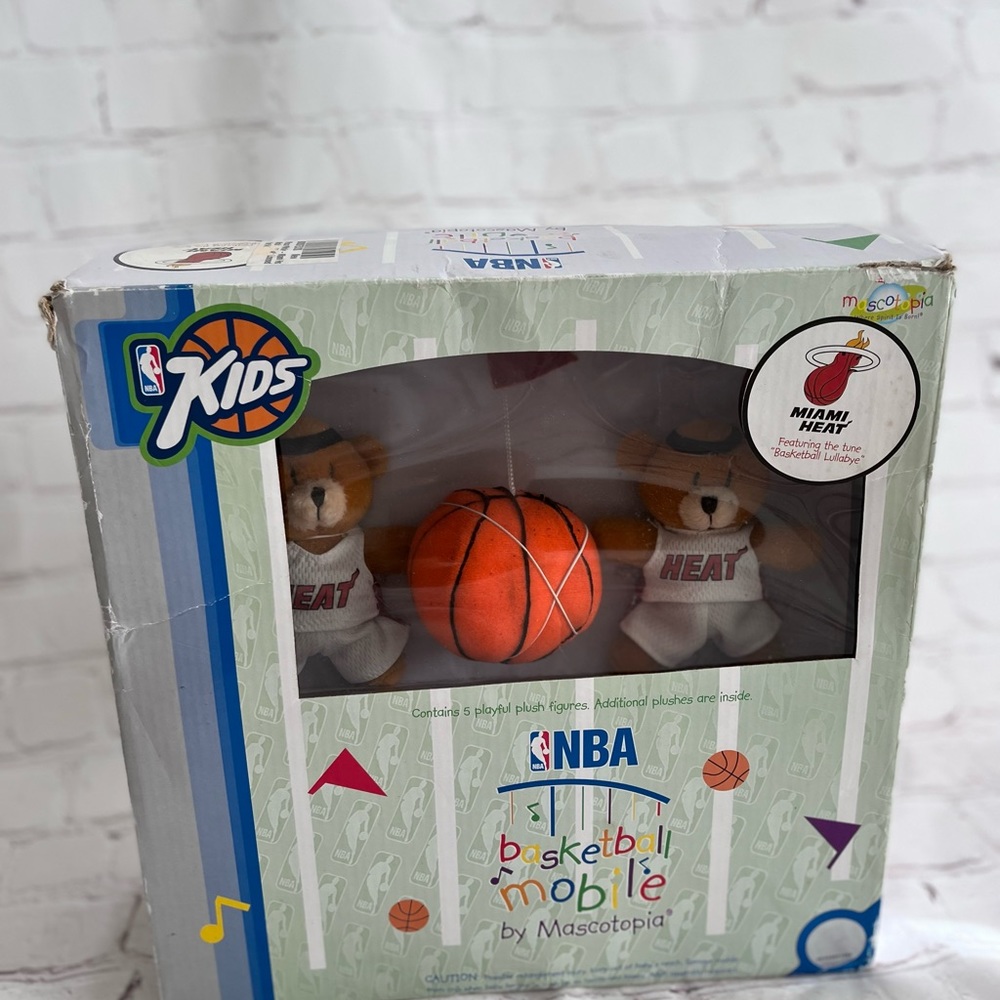 NBA Miami Heat Baby Mobile Basketball by Mascotopia Plush Players Lullaby New